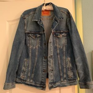 Levi’s denim jacket, size XXL— new without tags